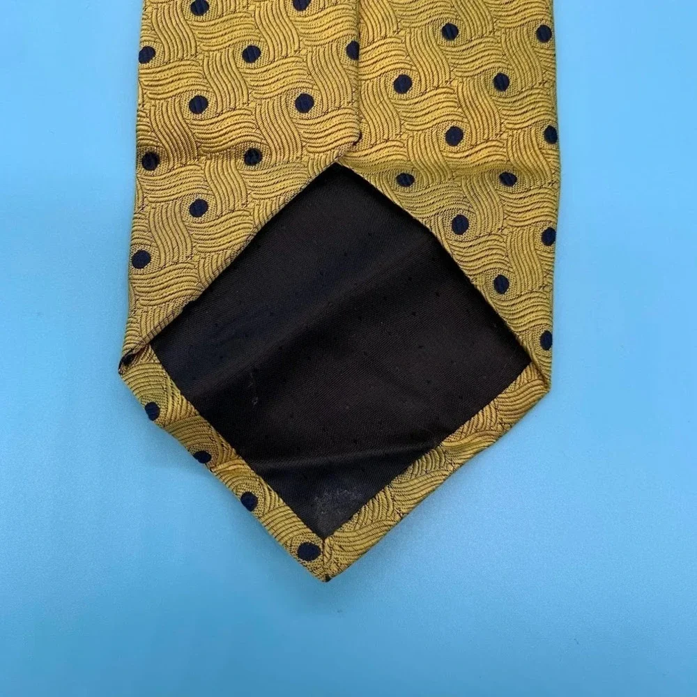 Vintage Bachrach Gold Polka Dot Patterned Men's Classic‎ Silk Neck Tie